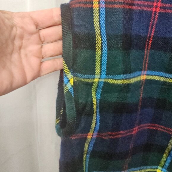 J. Crew Blue Green Plaid Shawl Scarf Fringe Wool OSFA - Picture 3 of 9